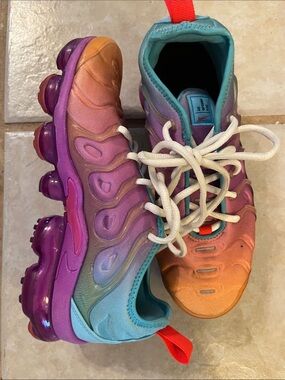 Nike VaporMax 
Very Good Used Condition 
Women’s Size 6.5